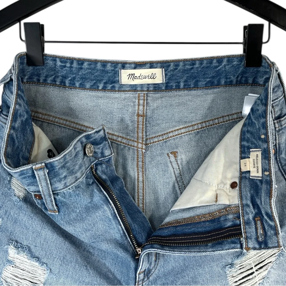 Madewell Relaxed Denim Shorts in Renfield Wash: Destructed Edition Size 26 - Picture 6 of 10